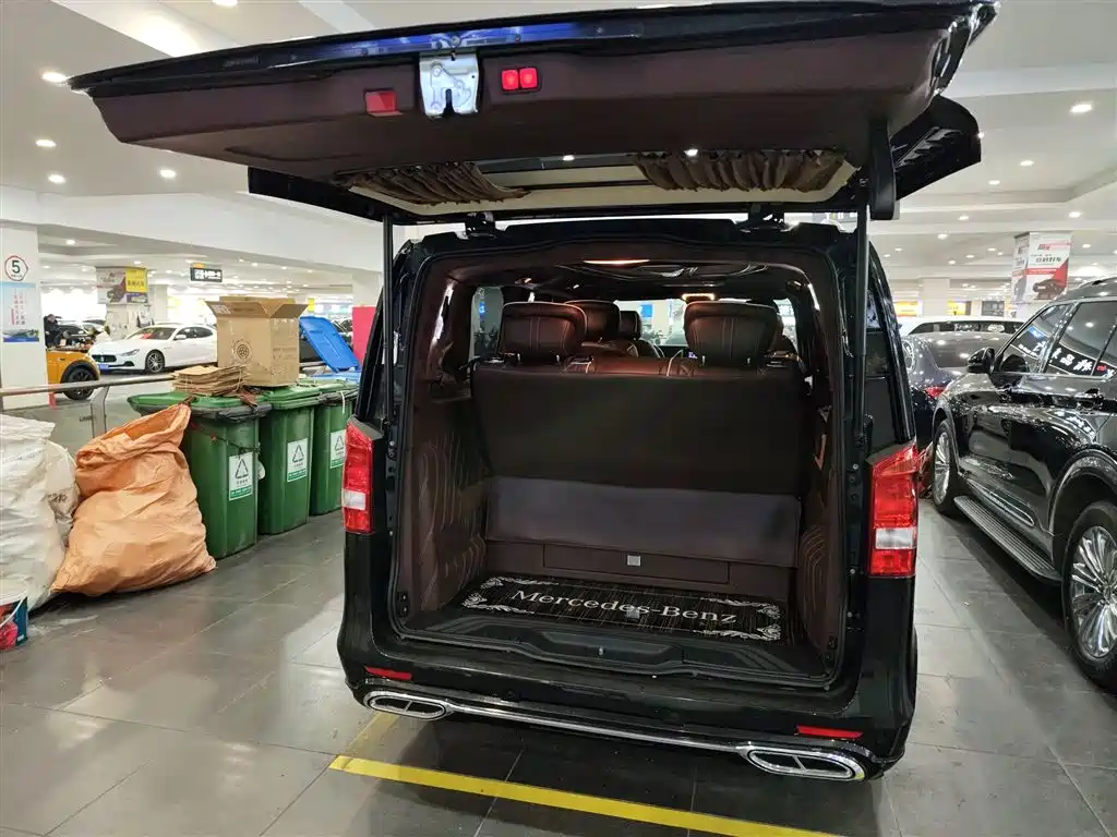 Mercedes-Benz Vito 2018 2.0T Business Edition China VI фото 17