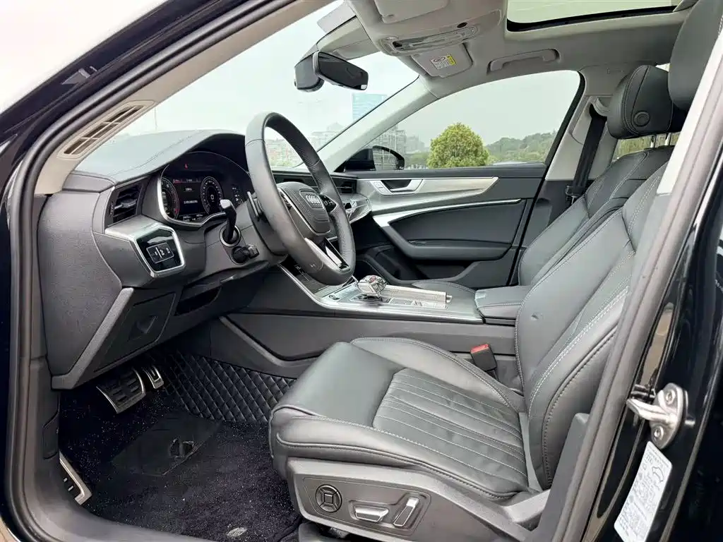 Audi A6L 2024 40 TFSI Luxury Elegance фото 25
