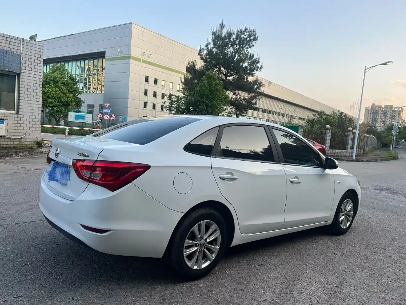 Buick Excelle 2016 15N Manual Progressive фото 3