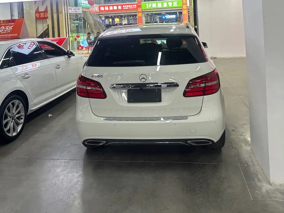 Mercedes-Benz B-Class 2017 B 200 Style фото 3
