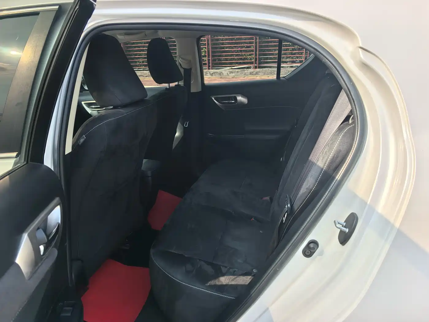 Lexus CT 2014 CT200h Elite Monochrome фото 5
