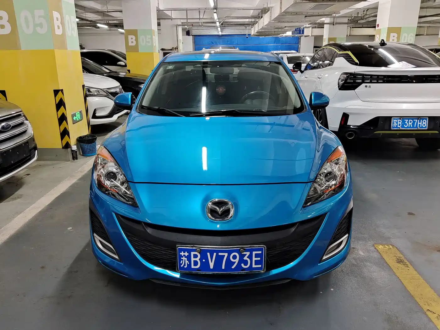 Mazda Mazda3 Axela 2013 2013 Sedan 1.6L Automatic Elite