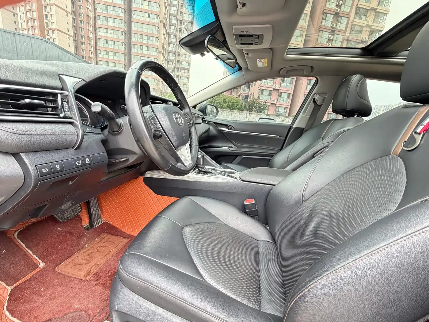 Toyota Camry 2019 Hybrid 2.5HG Luxury Edition China V фото 7