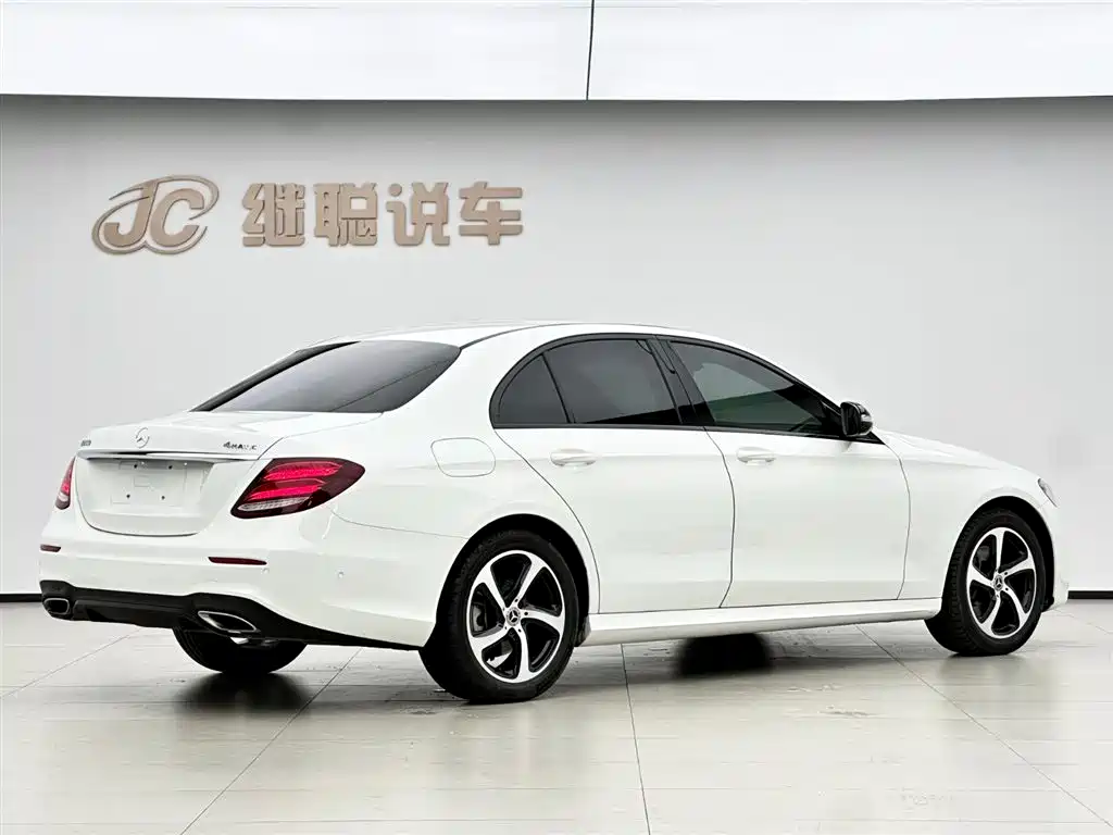 Mercedes-Benz E-Class 2017 E 200 Sport 4MATIC фото 5