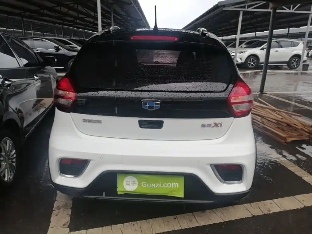 Geely Yuanjing X1 2017 2017 1.3L Auto Fun Edition
