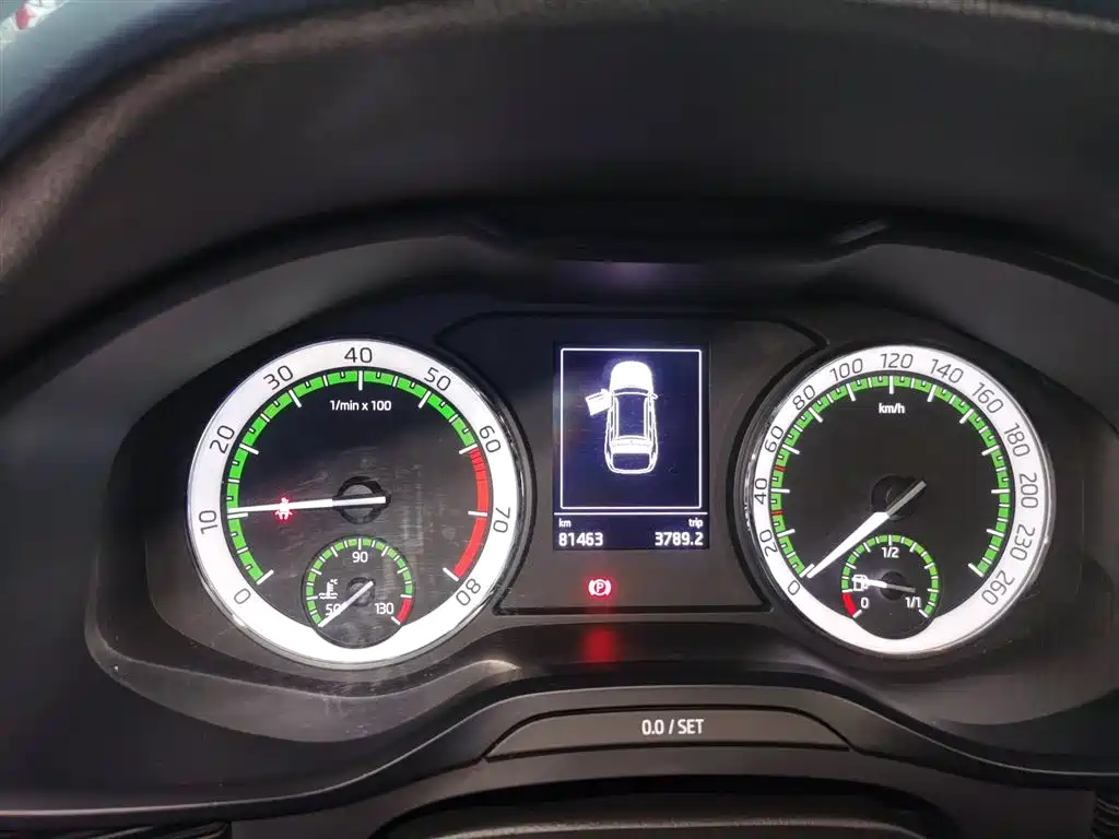 Škoda Kodiaq 2018 TSI330 5-seat FWD Luxury Premium фото 8