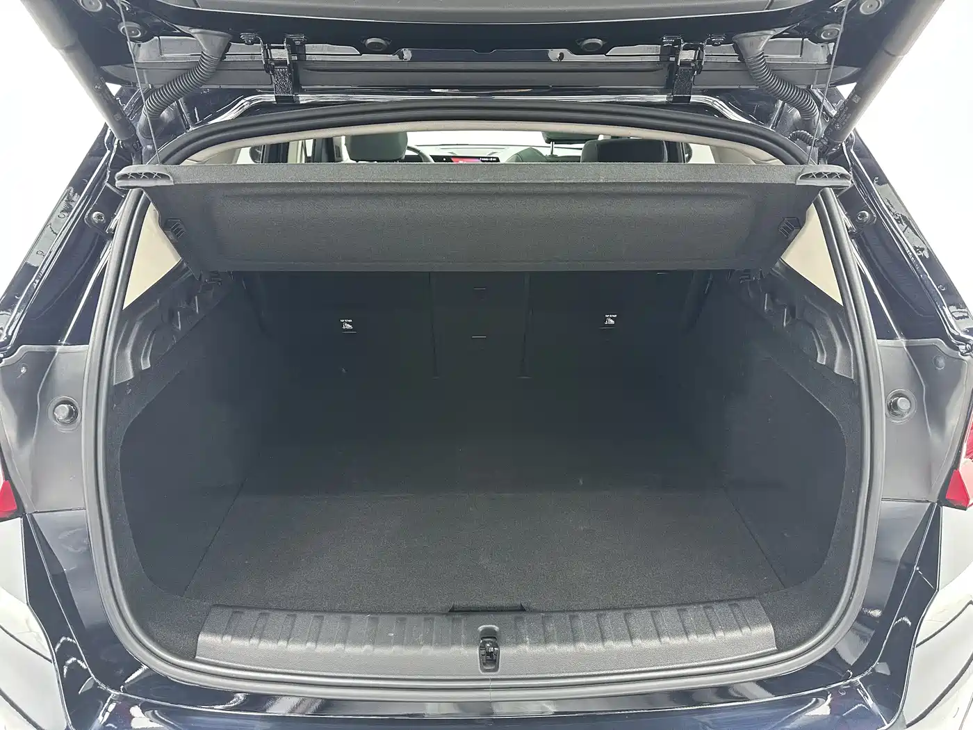 BMW X1 2023 sDrive20Li X Design Package фото 17
