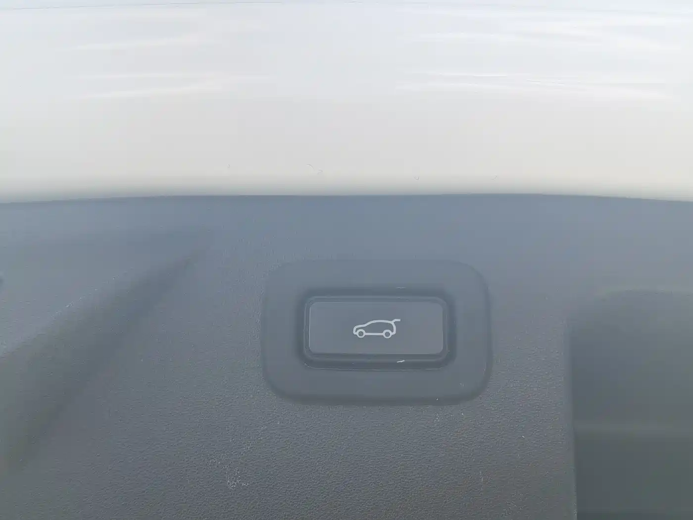 LAND ROVER DISCOVER SPORTS