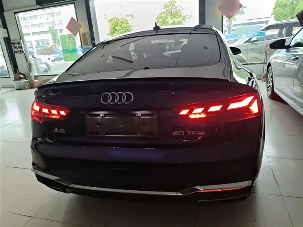 AUDI A5 (IMPORT)