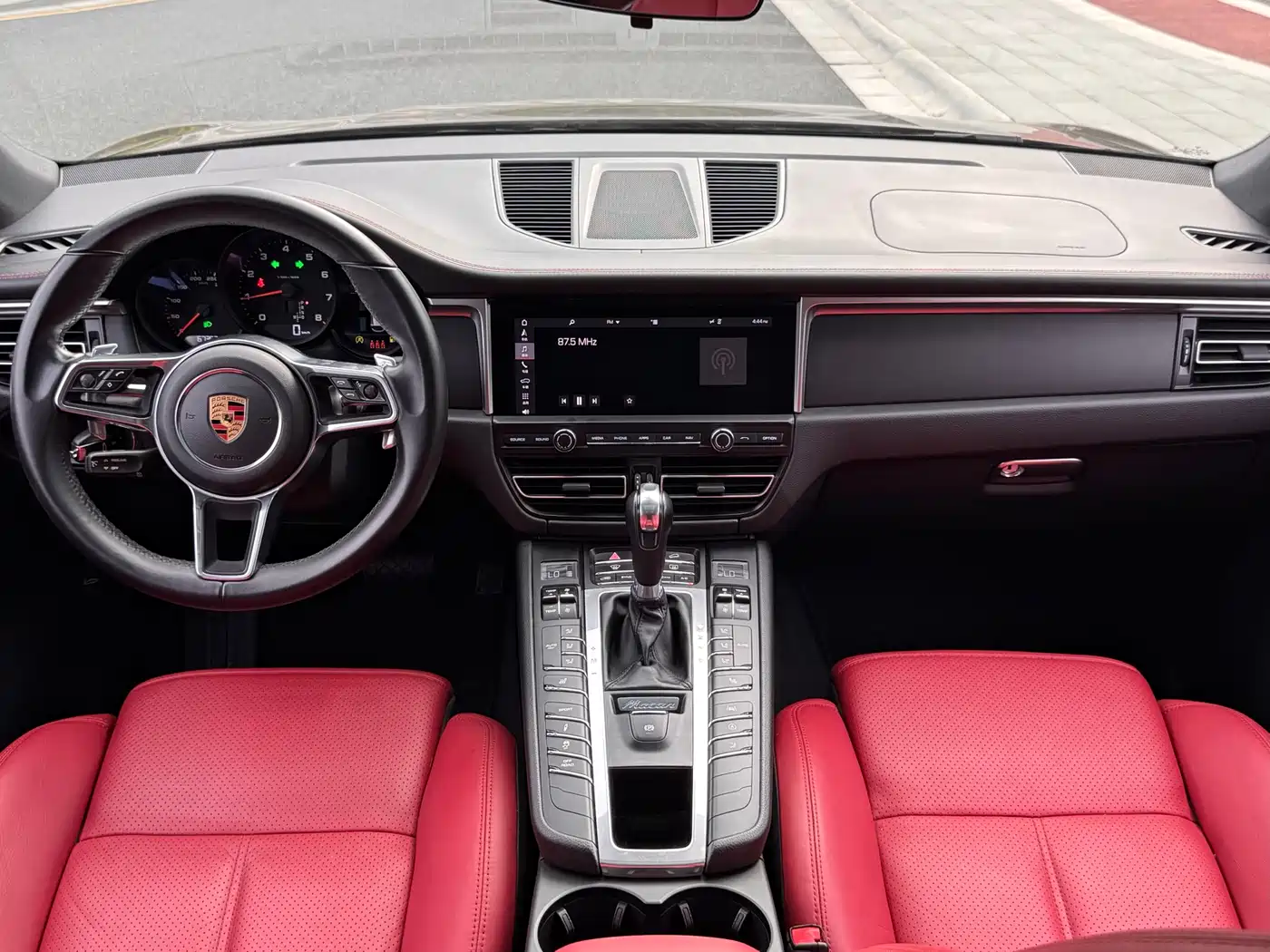 Porsche Macan 2018 Macan 2.0T фото 14