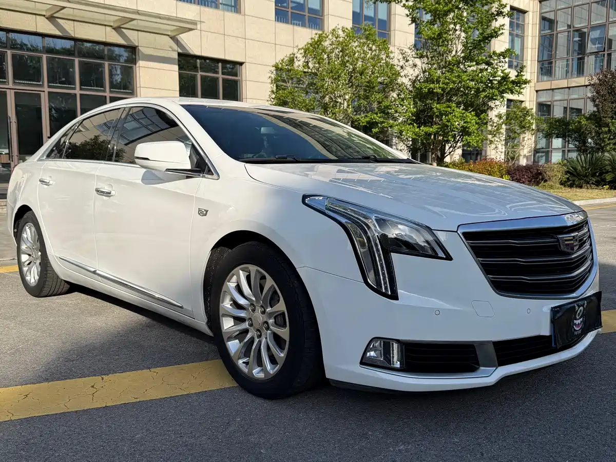 Cadillac XTS 2018 28T Elite фото 3