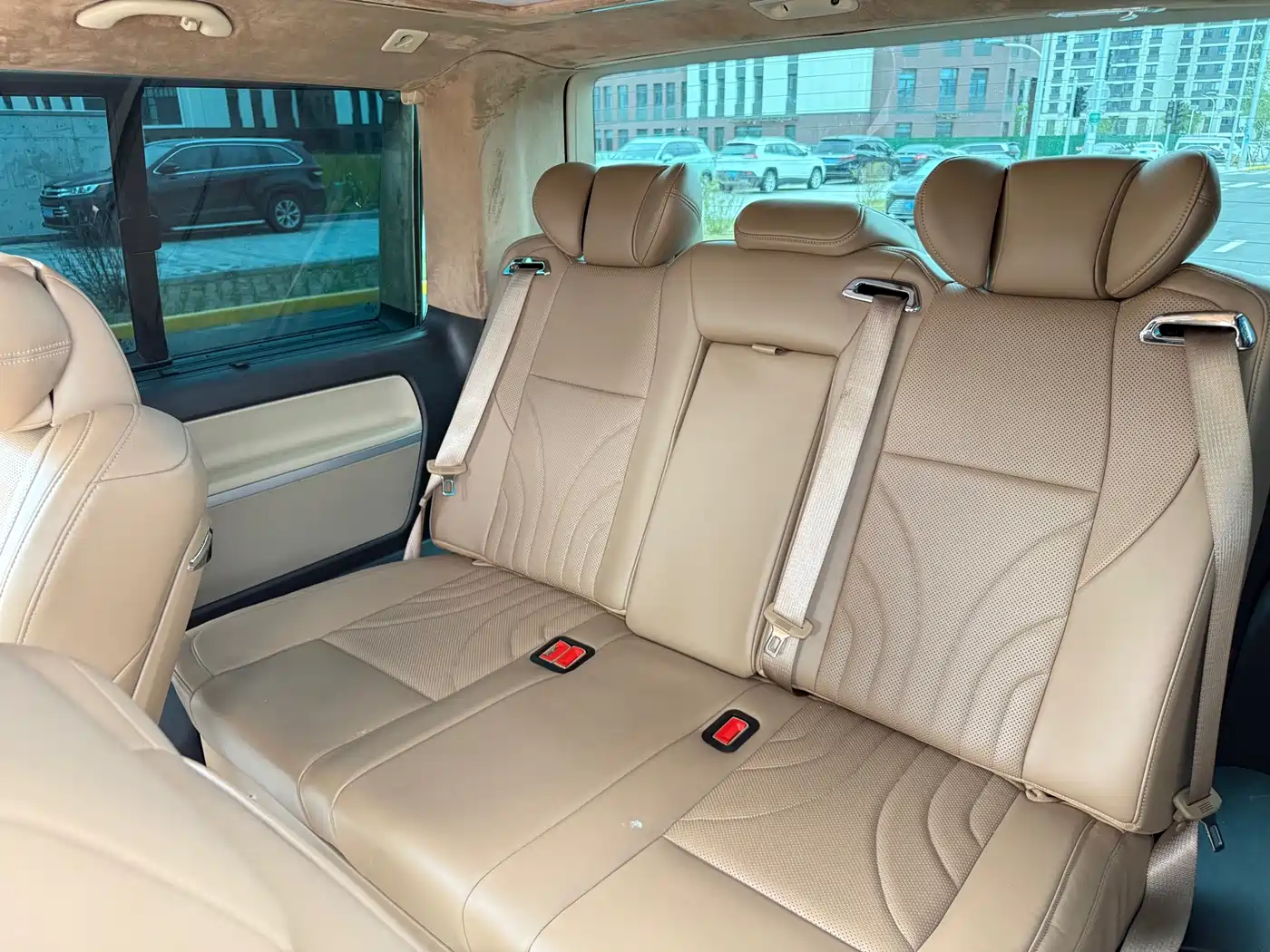 Volkswagen Multivan 2016 2.0TSI 4WD Prestige 7-Seater фото 14