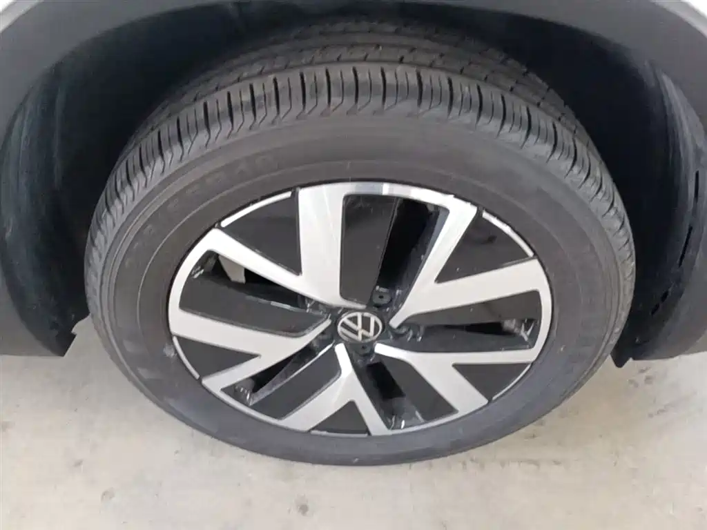 Volkswagen Tayron 2023 300TSI 2WD Luxury Plus Advanced Edition фото 14