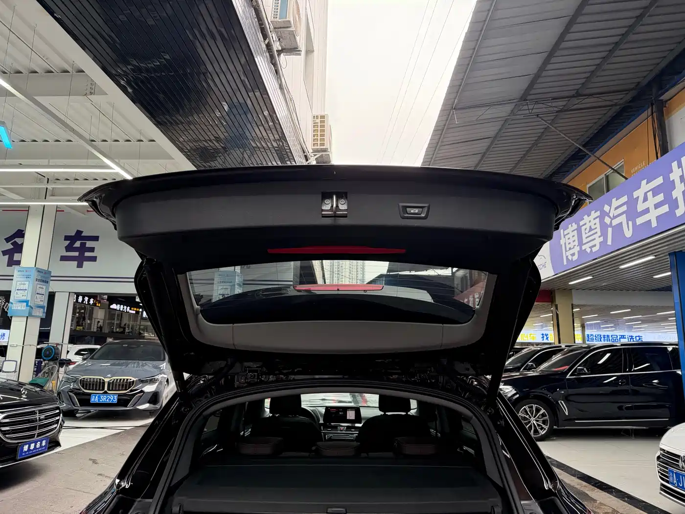BMW X1 2019 xDrive20Li Premium Model фото 20