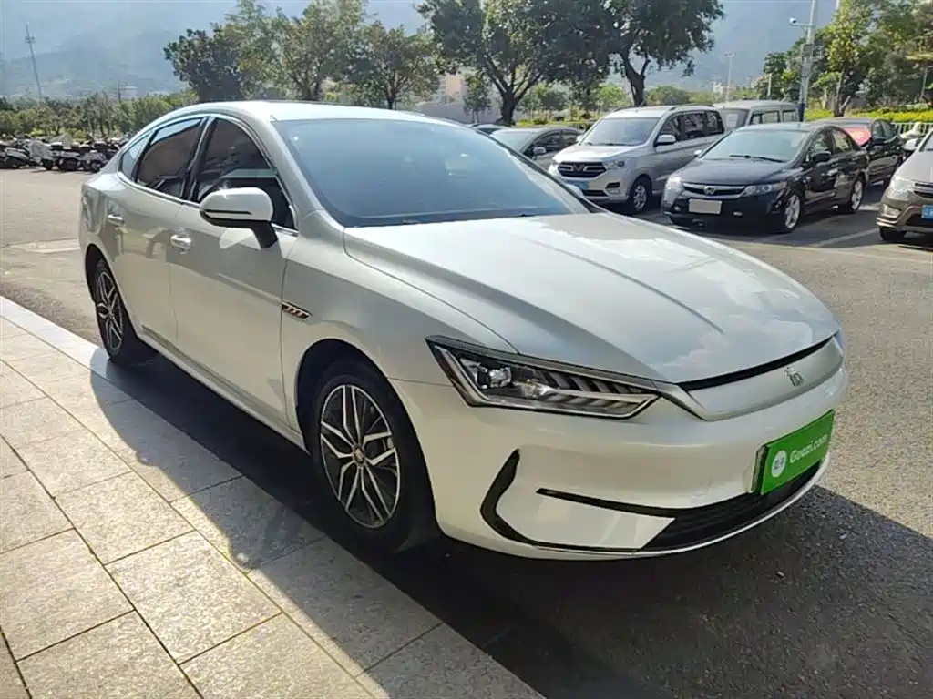 BYD Qin PLUS 2025 EV 510KM Smooth Ride Edition фото 4