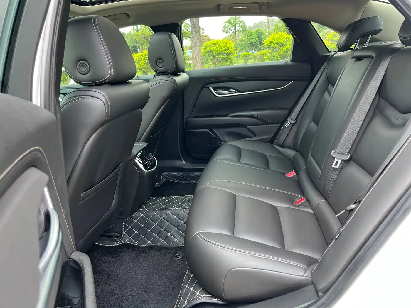 Cadillac XTS 2018 28T Technology фото 9