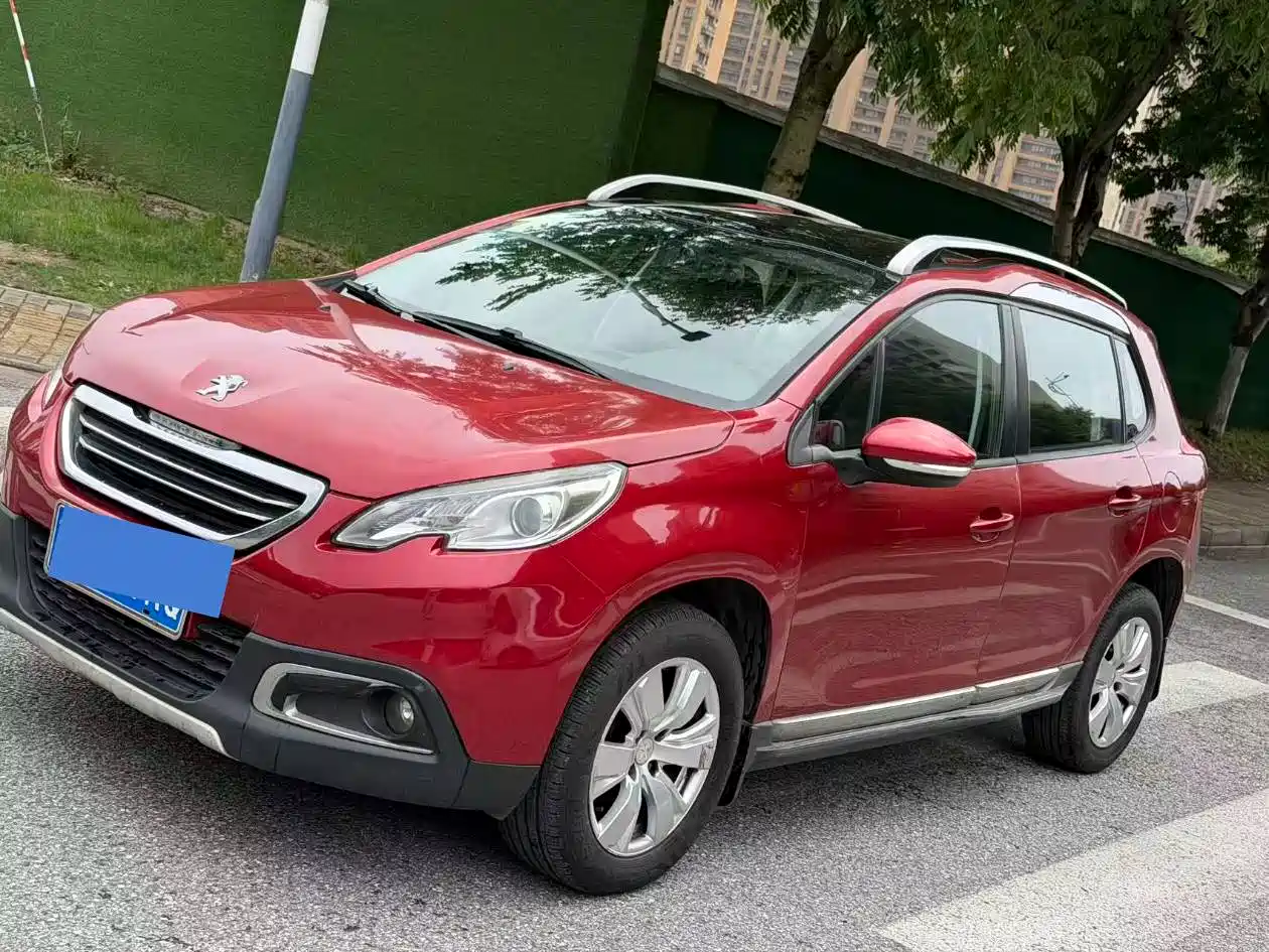 Peugeot 2008 2014 1.6L Automatic Fashion Edition фото 3