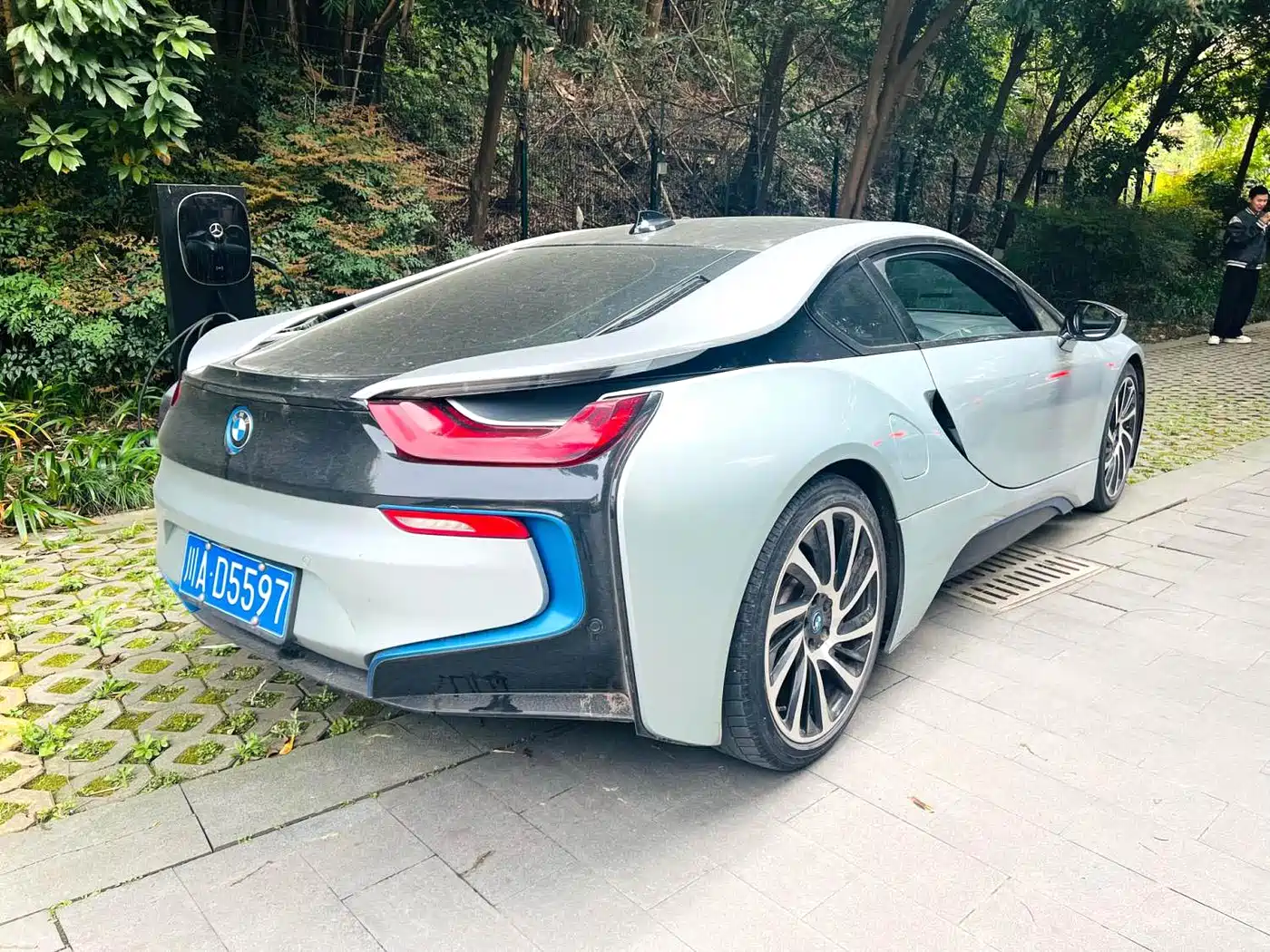 BMW i8 2016 Proton Red Limited Edition фото 5