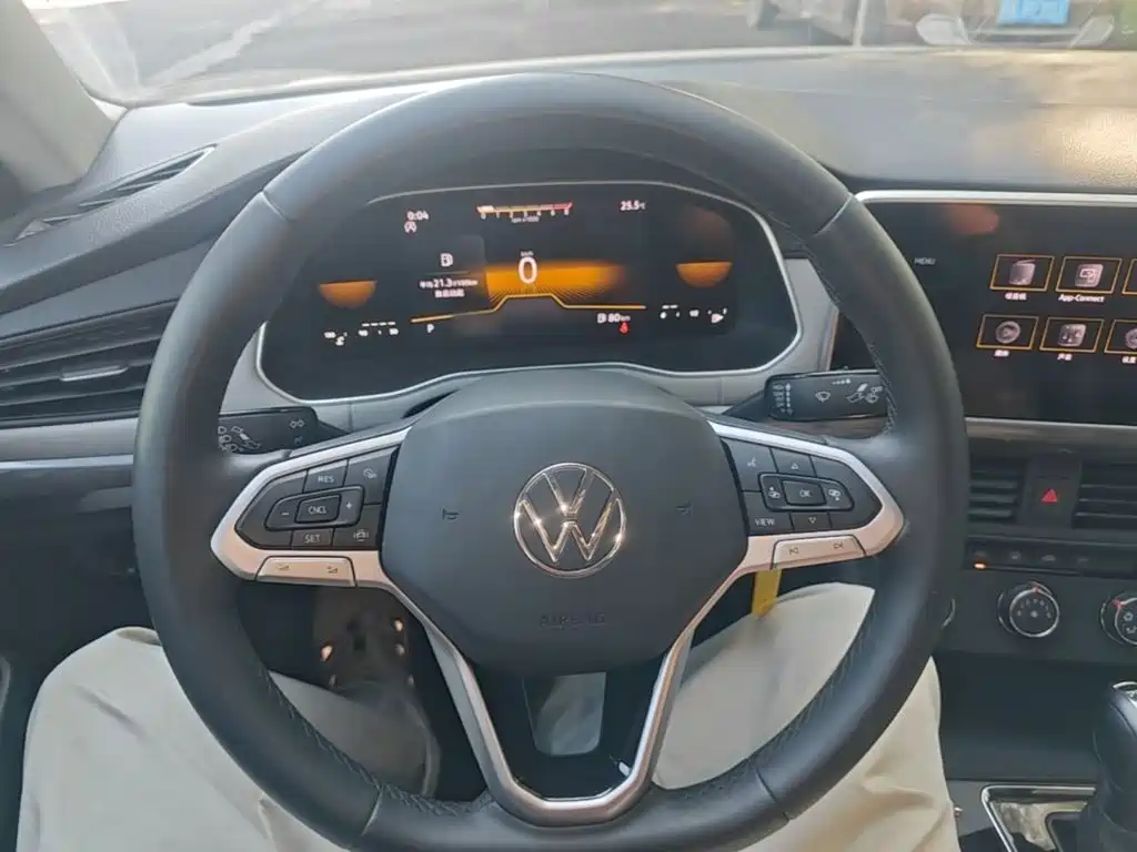 Volkswagen Bora 2024 2024 200TSI DSG Smooth Ride Edition