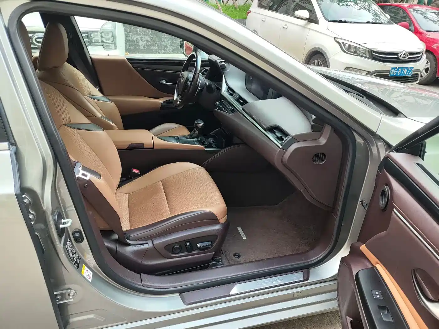 Lexus ES 2018 200 Excellence Edition China V фото 7
