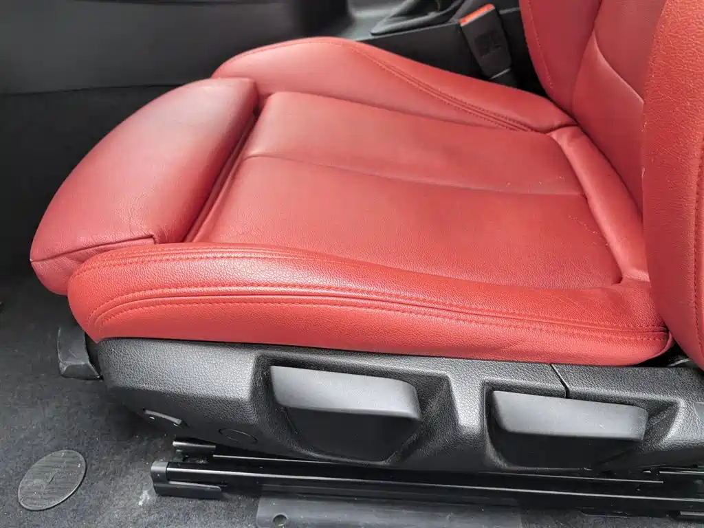 BMW 2 Series (Import) 2018 220i Sport Design Package фото 20