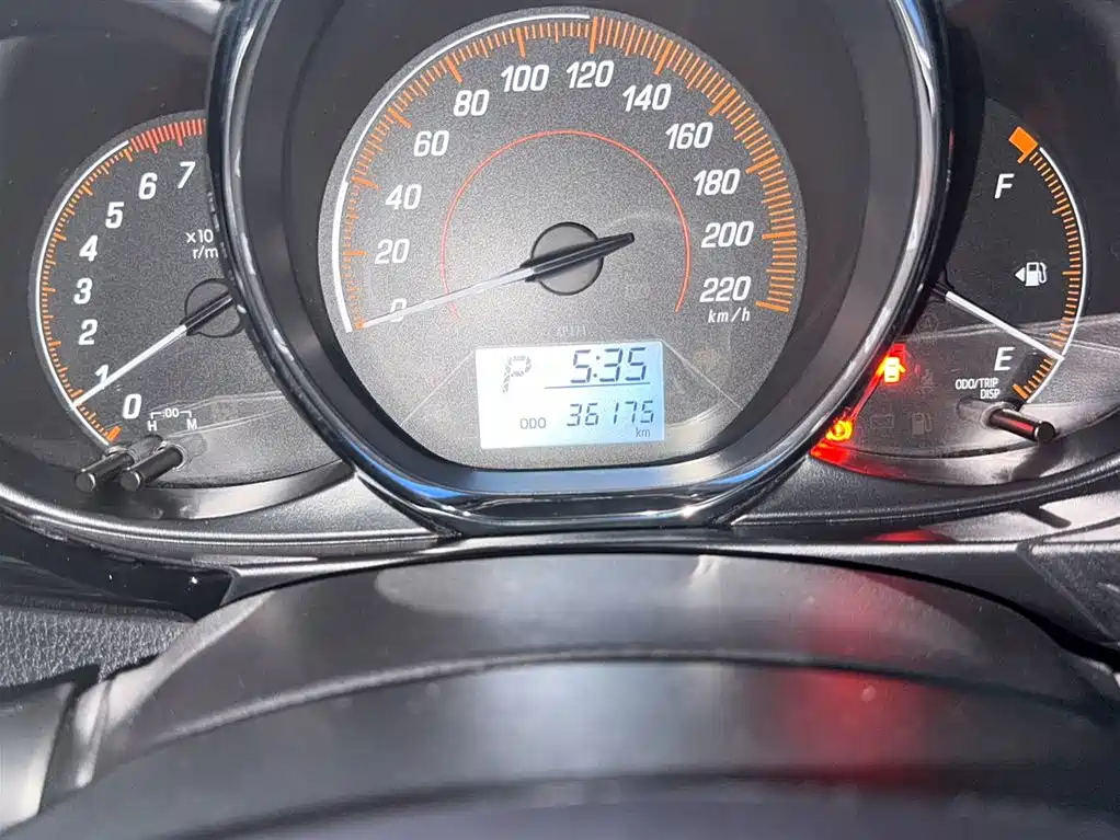 Toyota YARiS L Zhi Xuan 2021 Zhi Xuan X 1.5L CVT Luxury Edition фото 4
