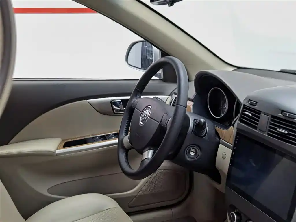 Buick Excelle 2015 1.5L Manual Premium фото 22