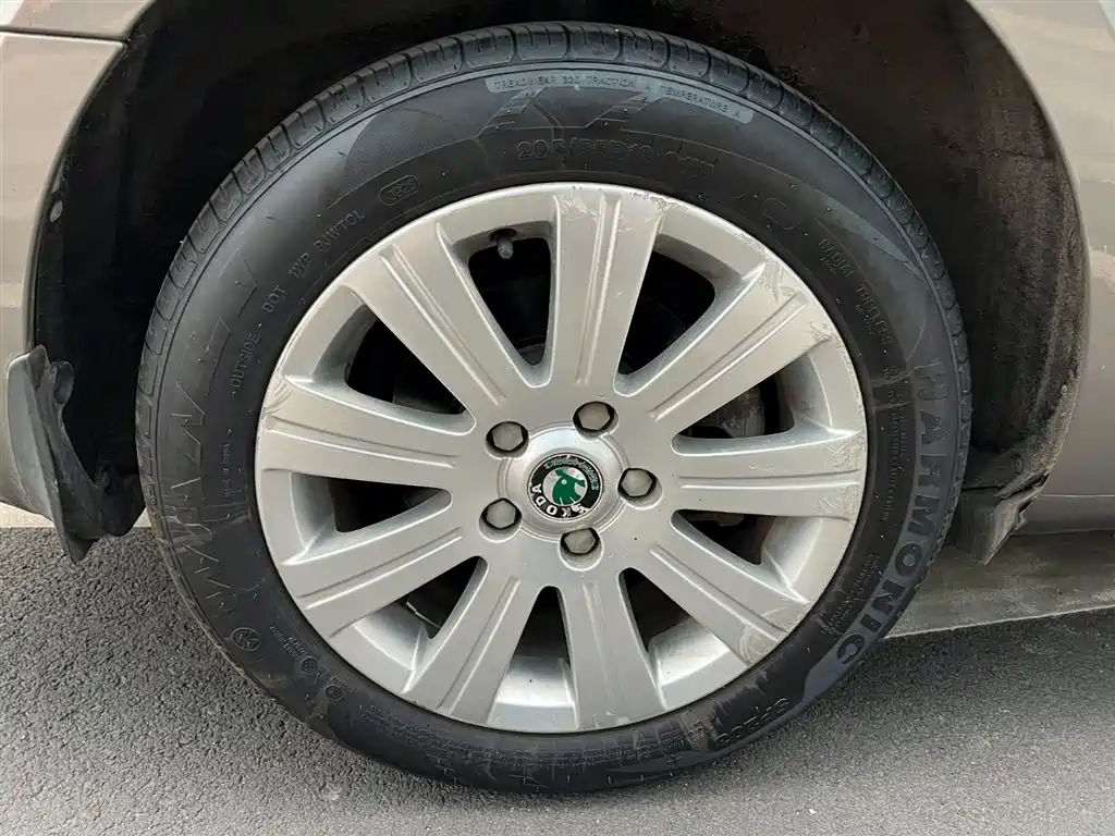 Škoda Superb 2012 1.8TSI Automatic Elegance Edition фото 29