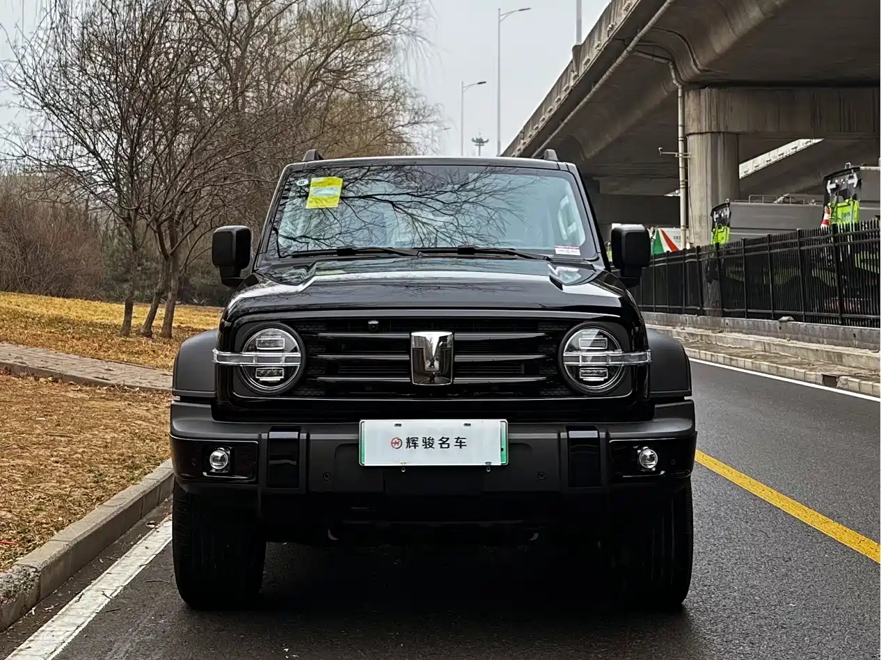 TANK TANK 300 NEW ENERGY