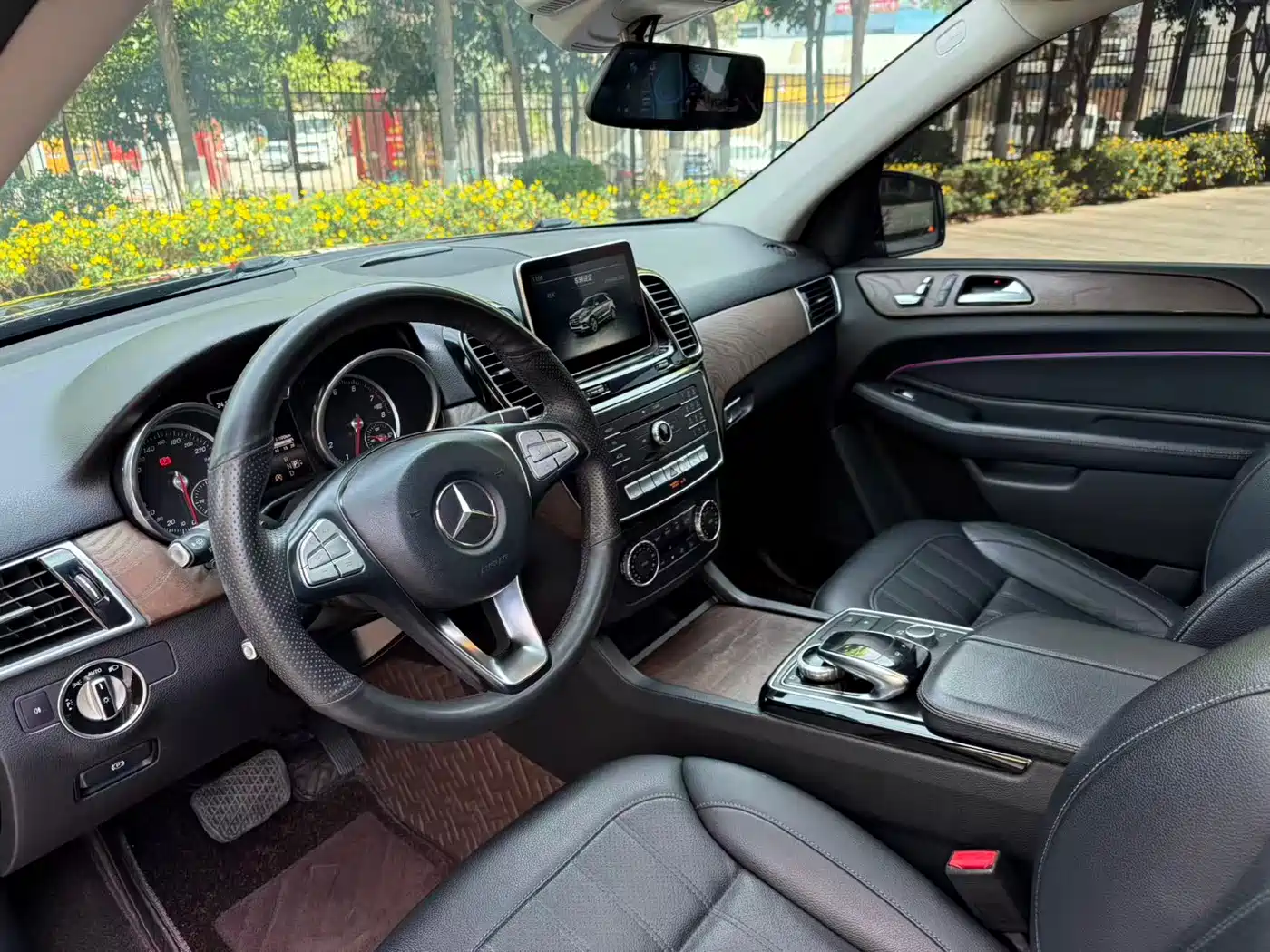 Mercedes-Benz GLE 2015 GLE 400 4MATIC фото 7