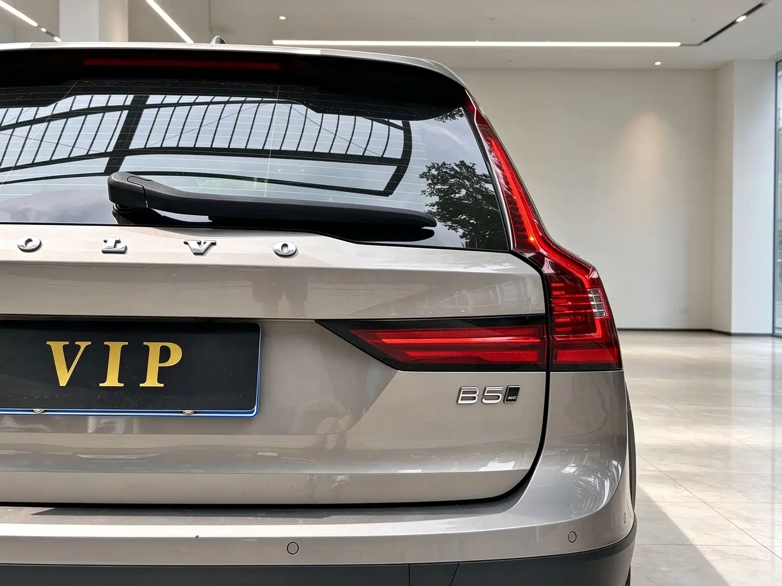Photo 23 - Volvo V90