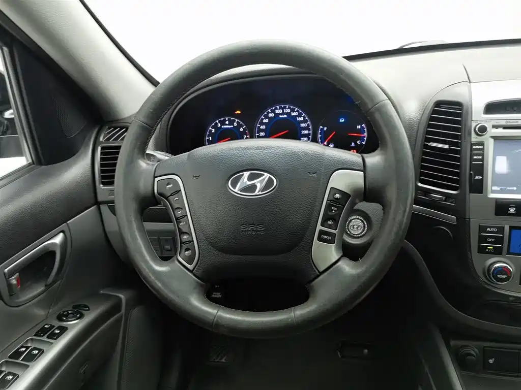Hyundai Santa Fe Classic 2012 2.4 Ultimate Edition 7-Seater AWD фото 11