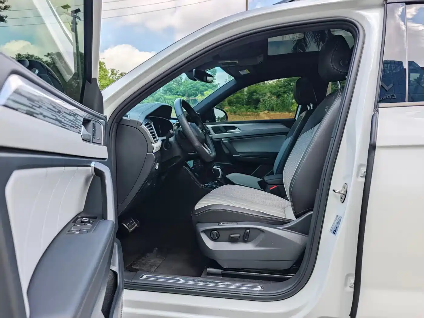 Volkswagen Tayron 2023 380TSI 4WD R-Line Pro Smart Edition фото 8