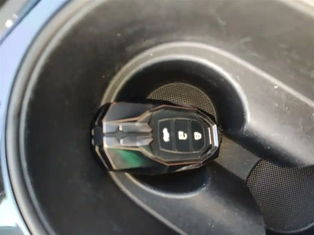 Hyundai Elantra 2023 1.5L CVT GLX Elite Edition фото 17