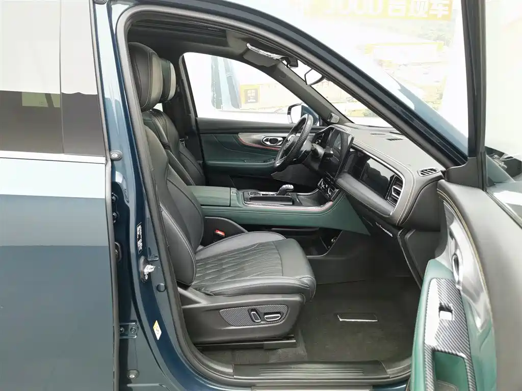 GAC Trumpchi Trumpchi GS8 2022 Pilot Series 2.0TGDI 2WD Premium Edition (6-Seater) фото 23