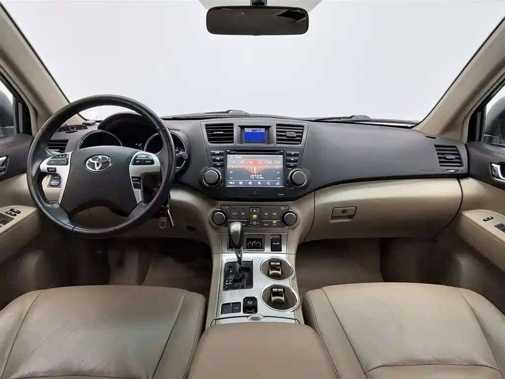 Toyota Highlander 2012 2.7L 2WD 7-Seater Luxury Edition фото 5