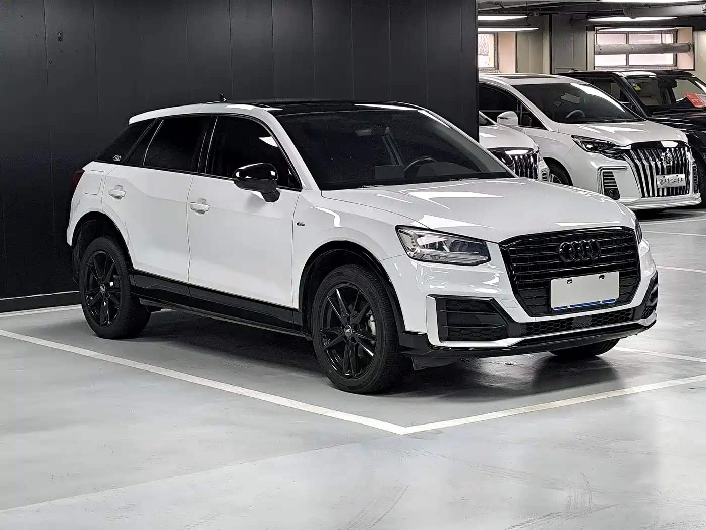Audi Q2L 2018 35 TFSI Launch Exclusive Edition China VI фото 3