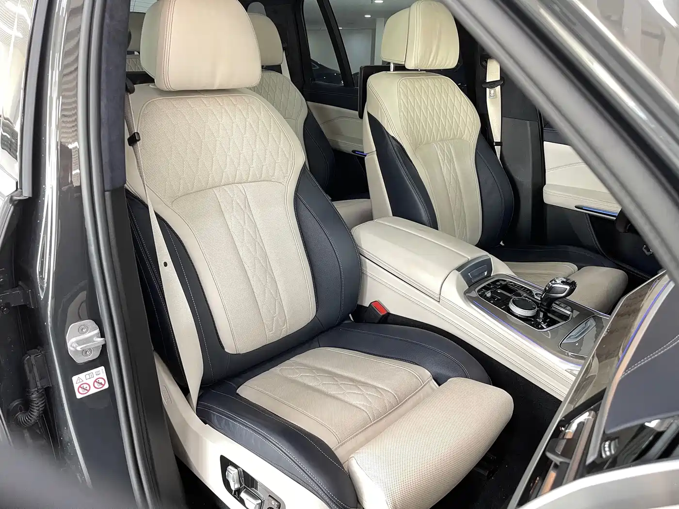 BMW X7 2021 xDrive40i Executive M Sport Package фото 14