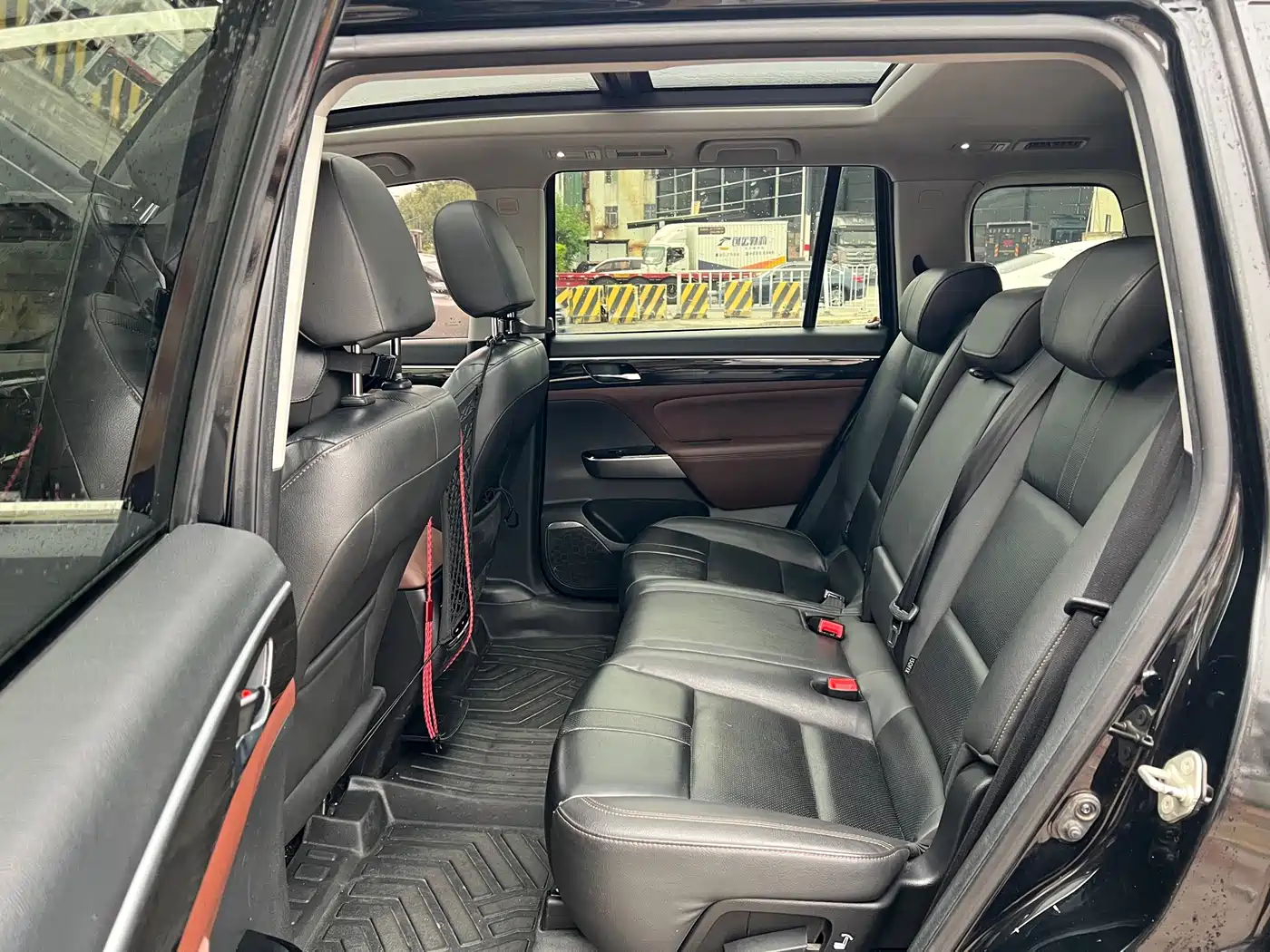 GAC Trumpchi Trumpchi GS8 2017 320T 2WD Luxury Smart Connect (7-seater) фото 16