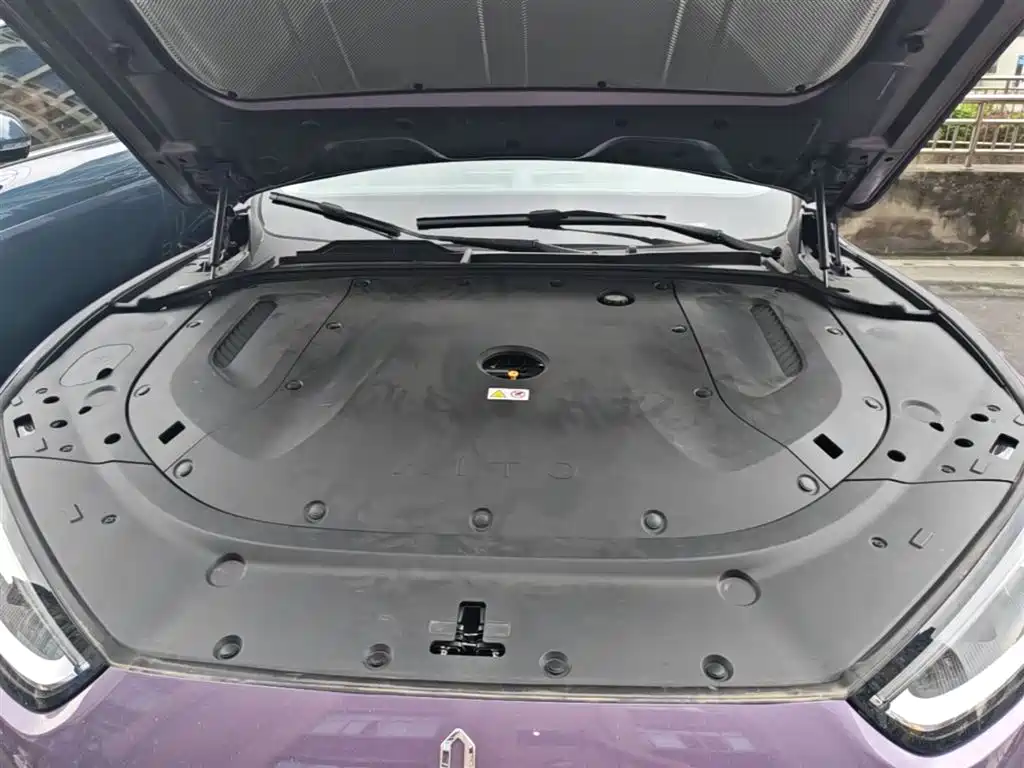 AITO Wenjie AITO M5 2025 Extended Range Ultra AWD фото 20