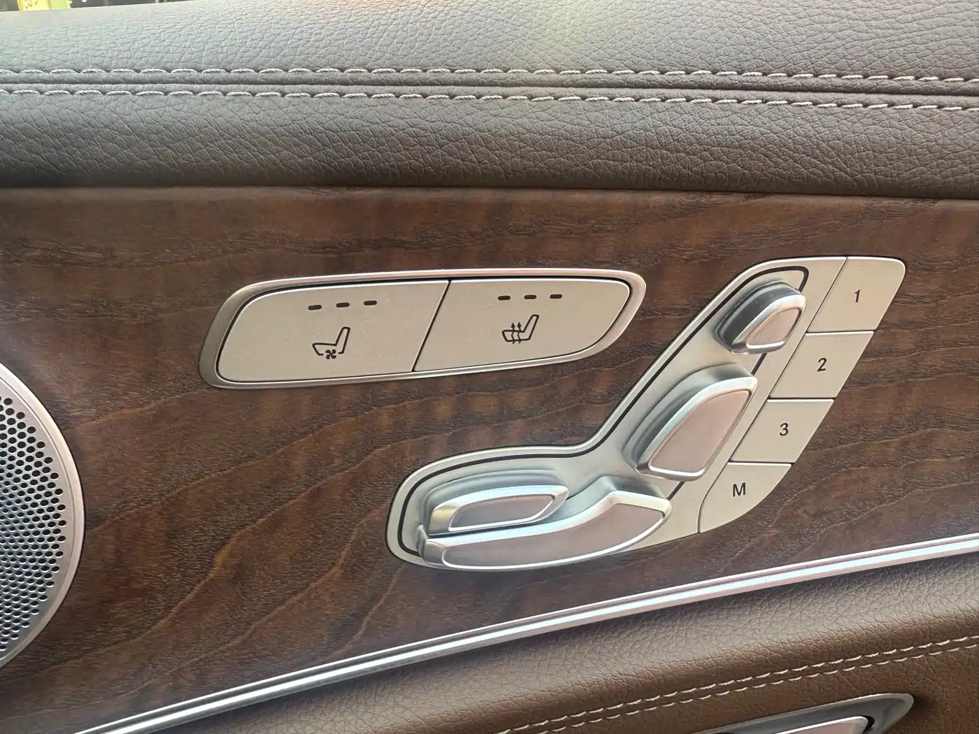 Mercedes-Benz E-Class 2020 Facelift E 300 L Exclusive фото 17