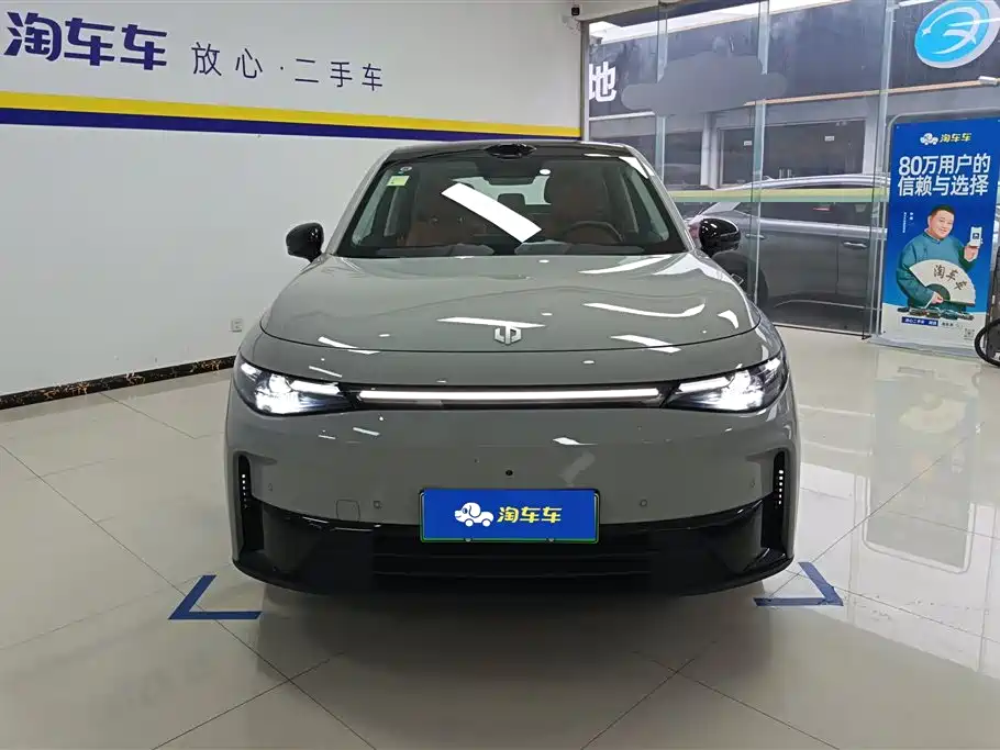 Фото 2 - Leapmotor C10