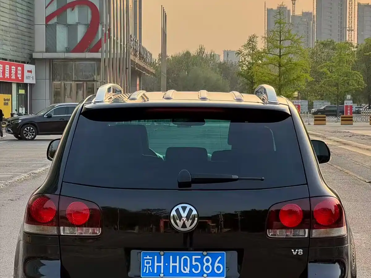 Volkswagen Touareg 2007 4.2L Standard фото 6
