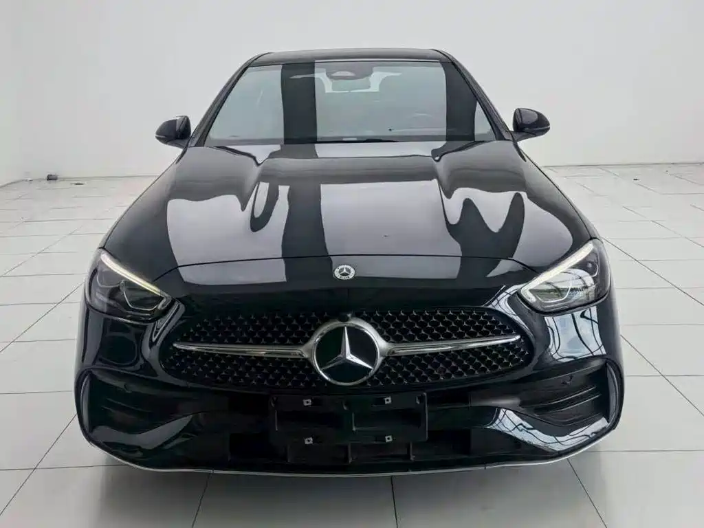 Фото 1 - Mercedes-Benz C-Class
