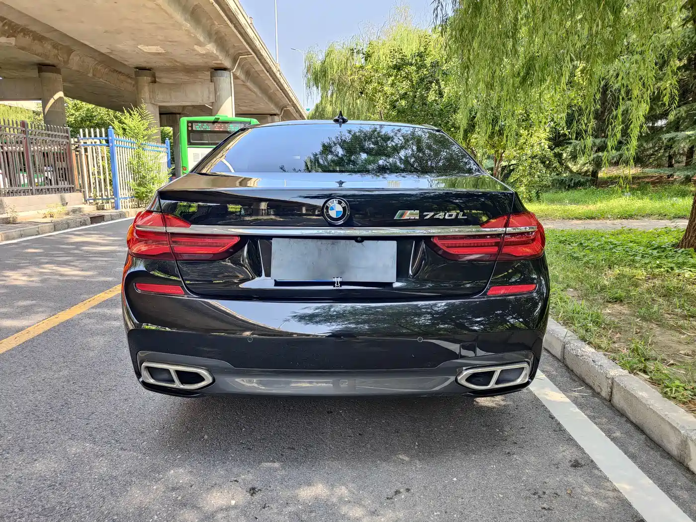BMW 7 Series 2018 730Li Leading Type Excellence Package фото 4
