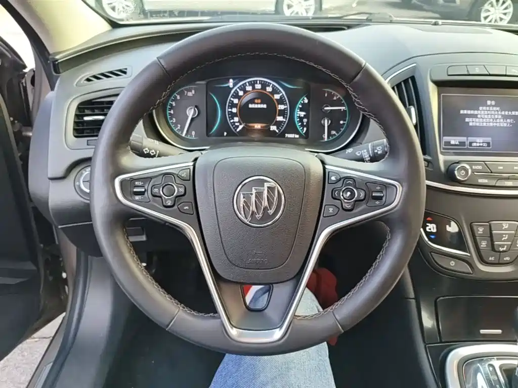 Buick Regal 2015 1.6T Elite Tech Edition фото 11