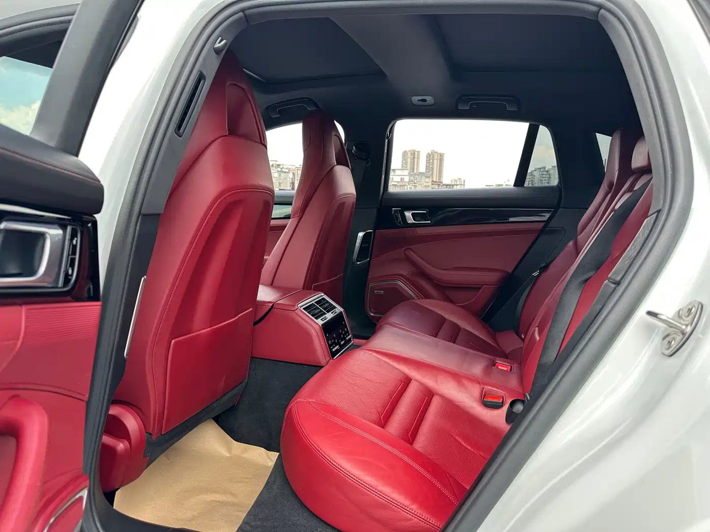 Porsche Panamera 2017 Panamera 4 Sport Turismo 3.0T фото 16