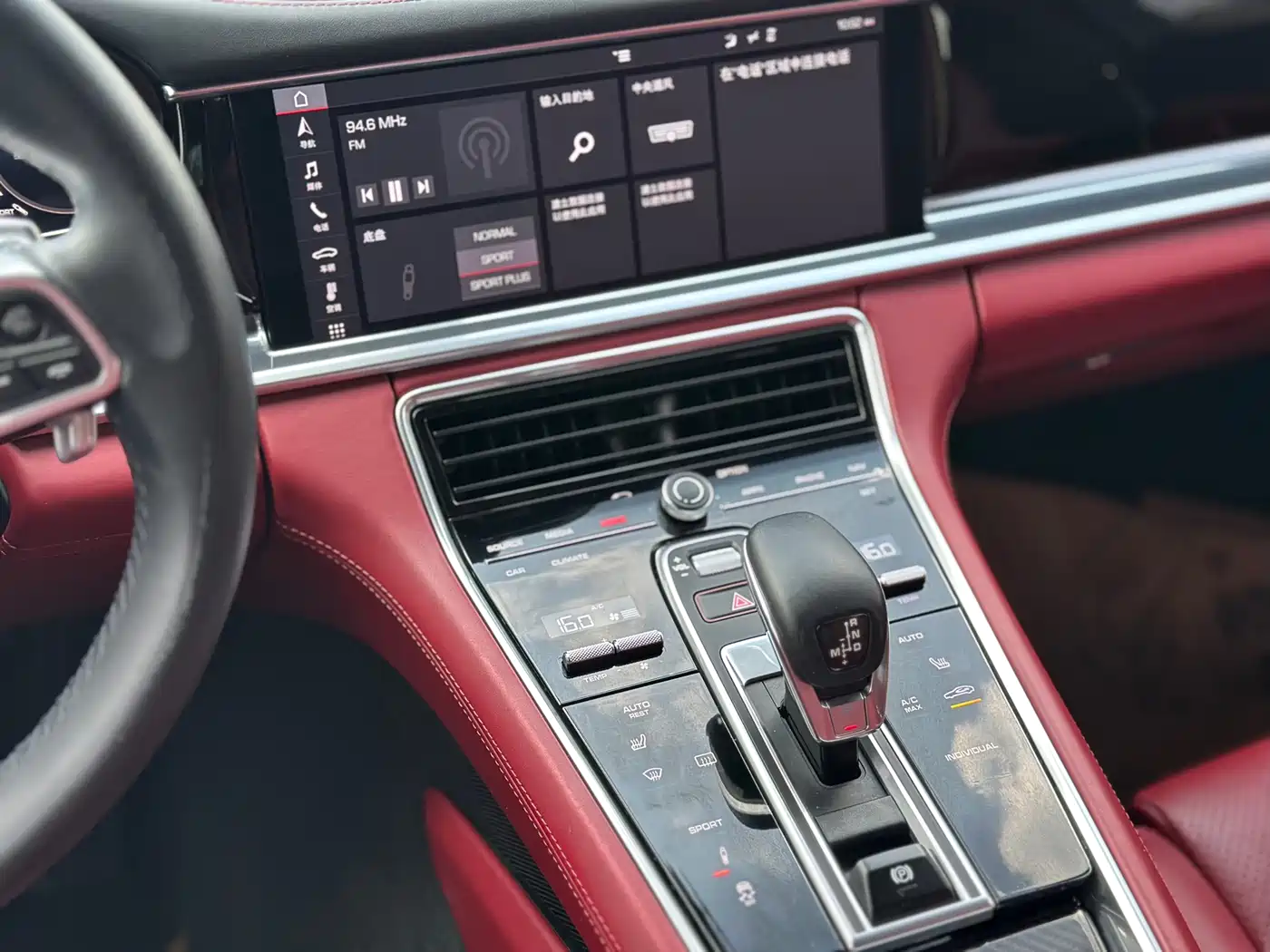 Porsche Panamera 2017 Panamera 4 Sport Turismo 3.0T фото 12