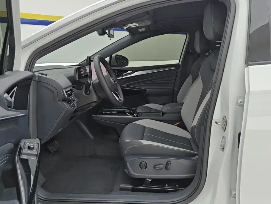 صورة 9 - Volkswagen ID.4 CROZZ