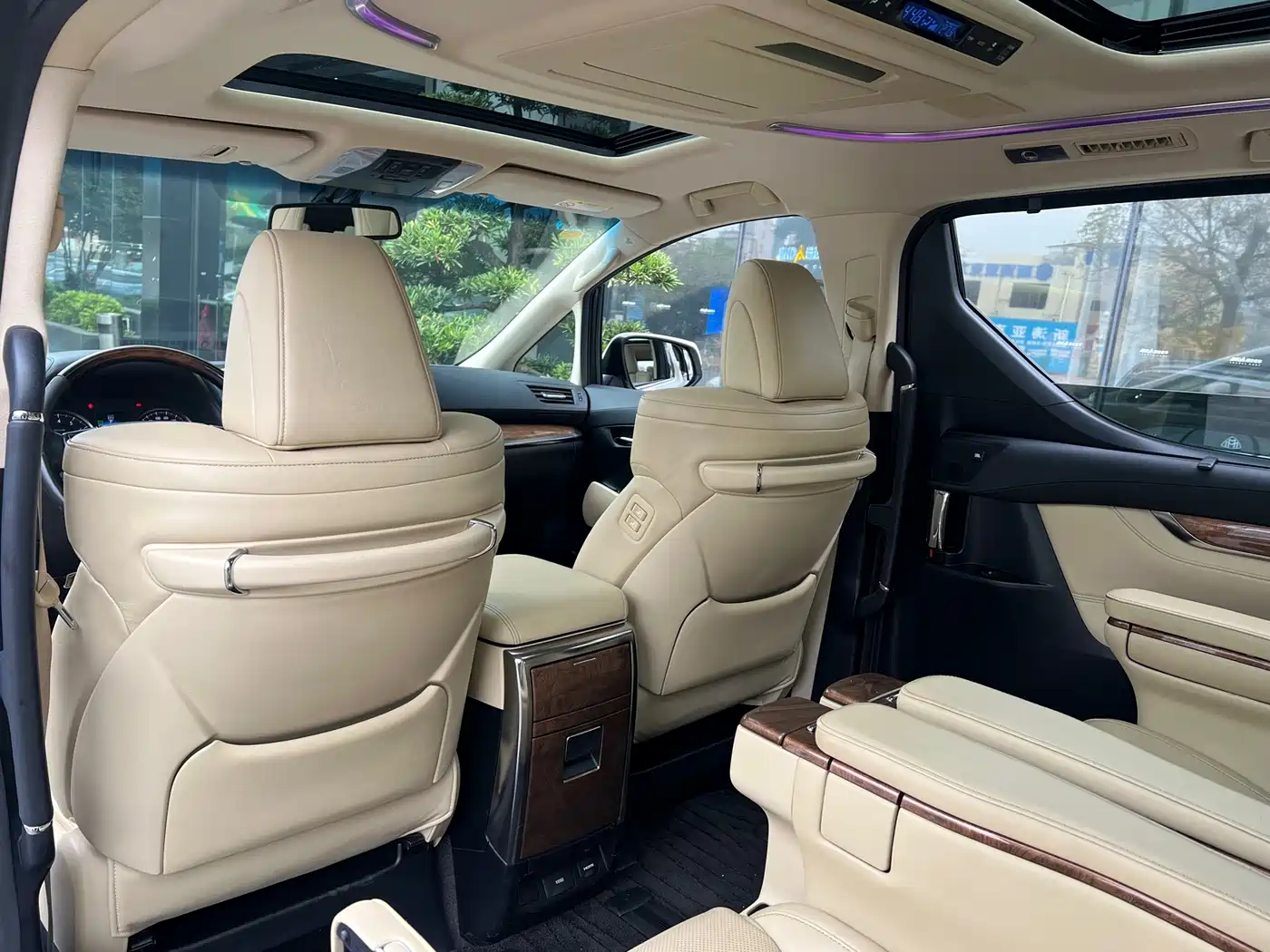 Toyota Alphard 2015 3.5L Premium Edition фото 7